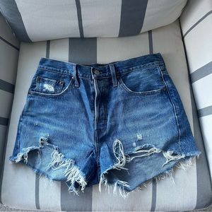 Levi 501 size 29 high rise short